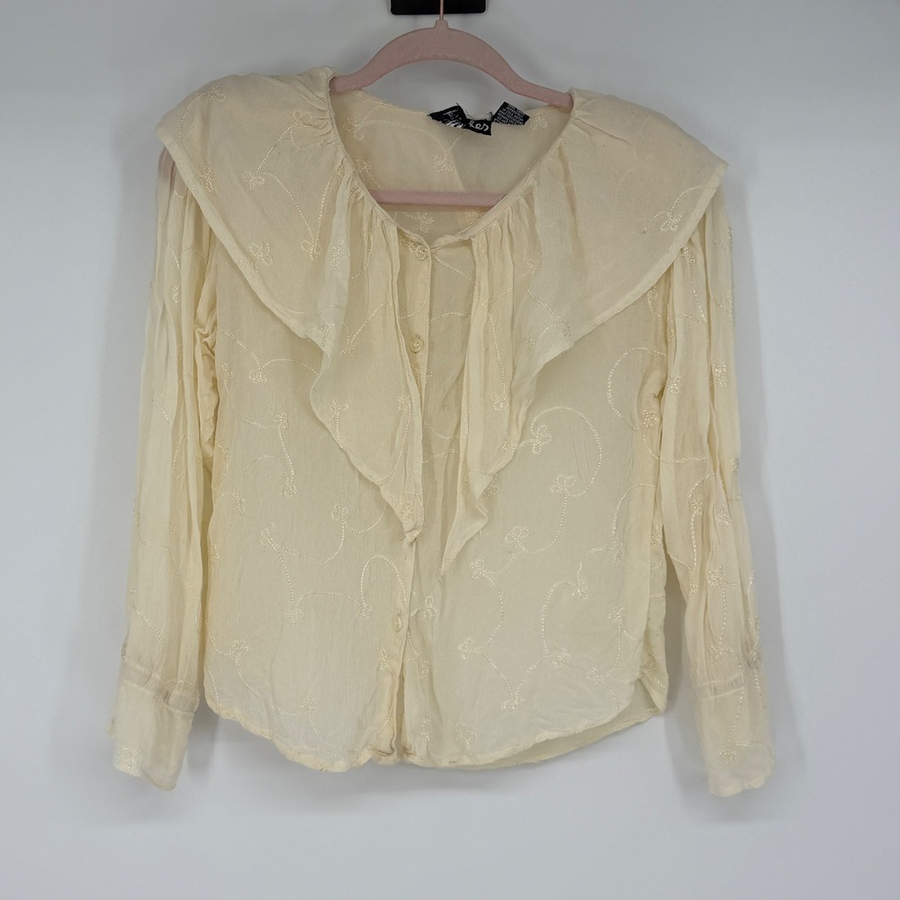 Vintage Cream Rayon Embroidered Ruffle Collar Button Up Blouse Womens M